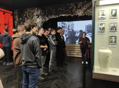 �����������