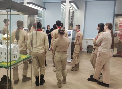 �����������