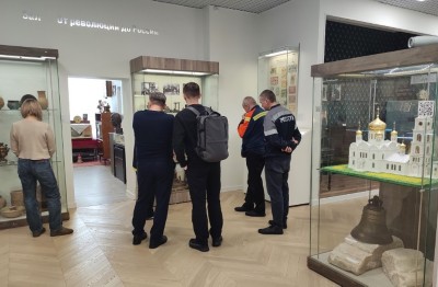 �����������